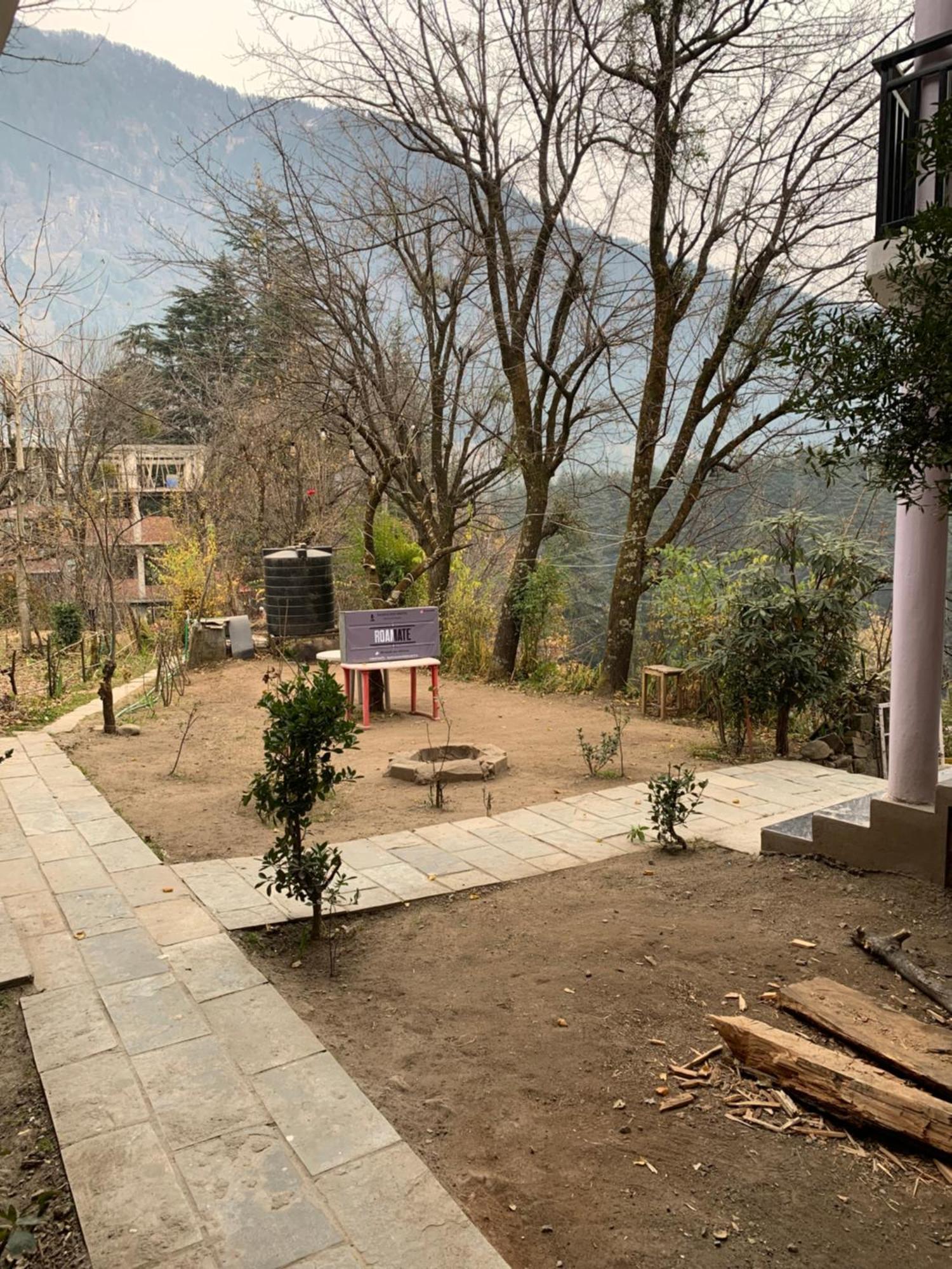 Roamate Hostel, Old Manali - Manali (Himachal Pradesh) — Photos 3